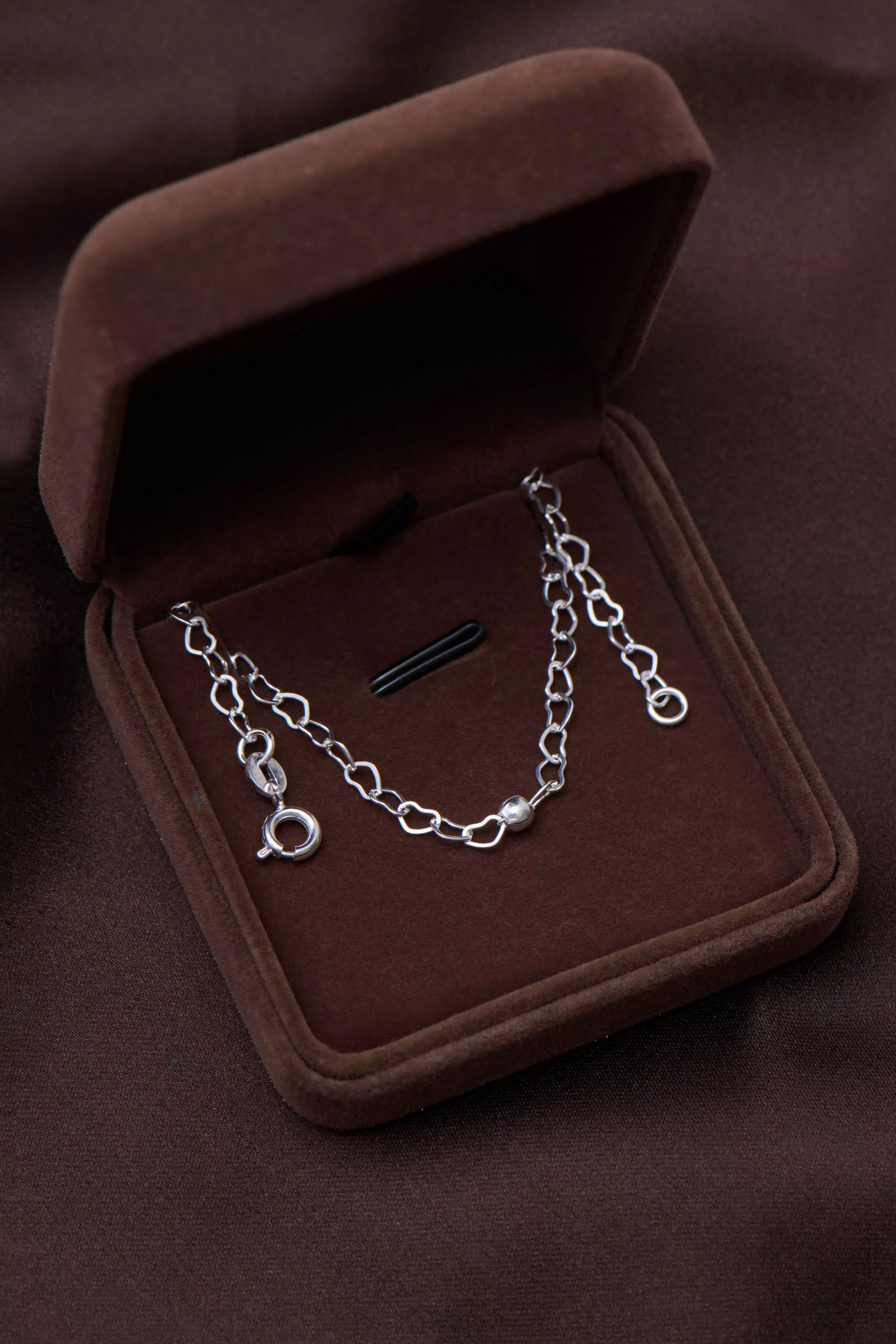 PULSEIRA 3 CORAÇÕES BOLINHA CHAPINHA